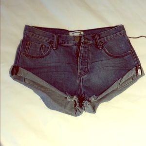 One x teaspoon, size 24 Denim shorts, brand NWT